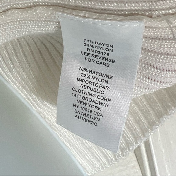 TRUTH NYC Ribbed Mock Neck Zip Sweater Tank Cream Sleeveless Knit Top S - Picture 4 of 5